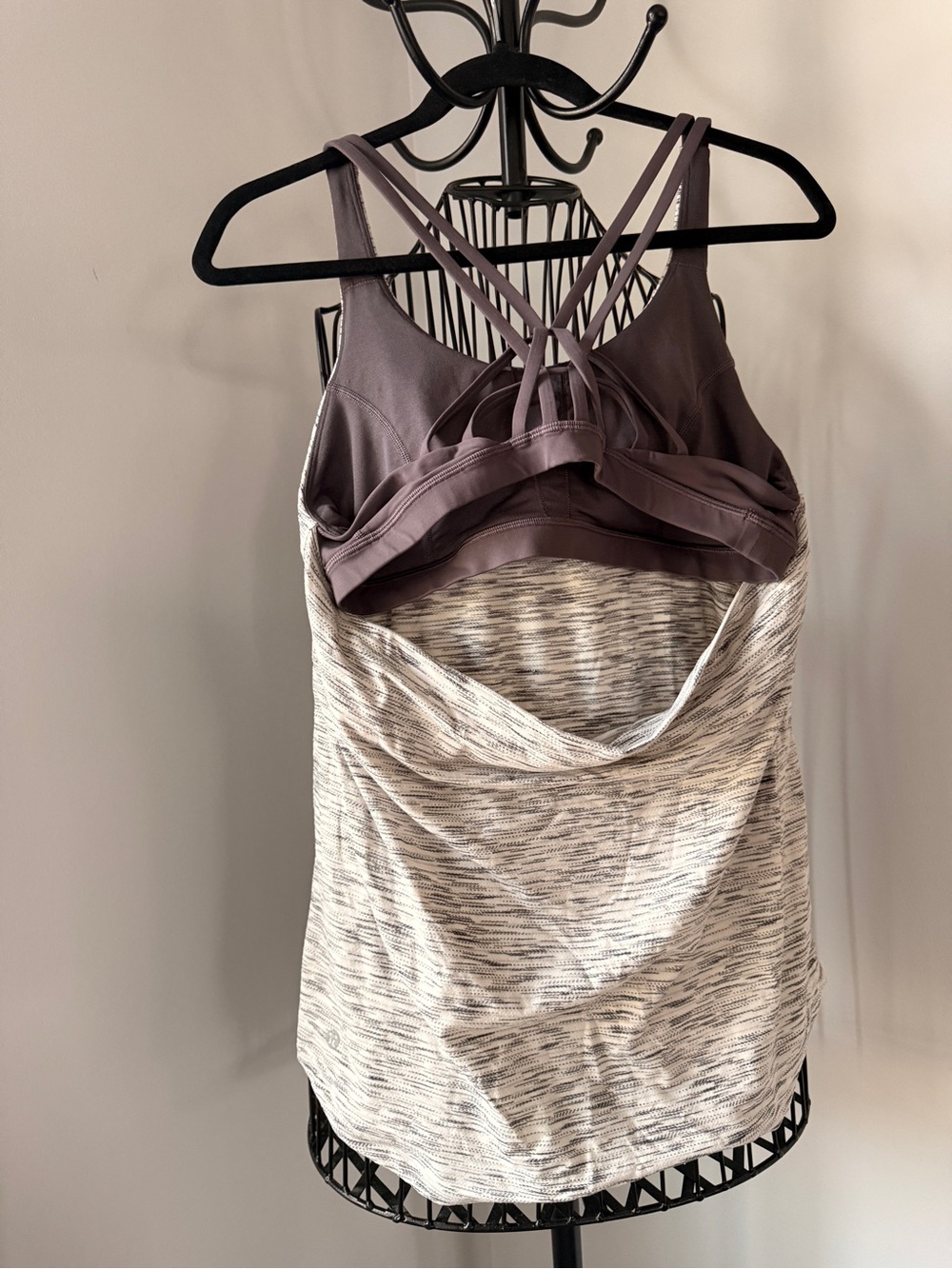 Lululemon Moment To Movement 2-In-1 Tank size 10 - Picture 7 of 8